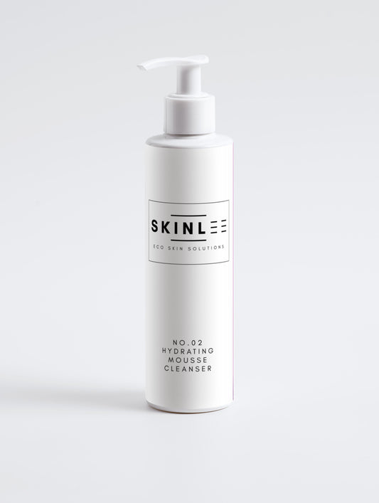 02 - Hydrating Mousse Cleanser